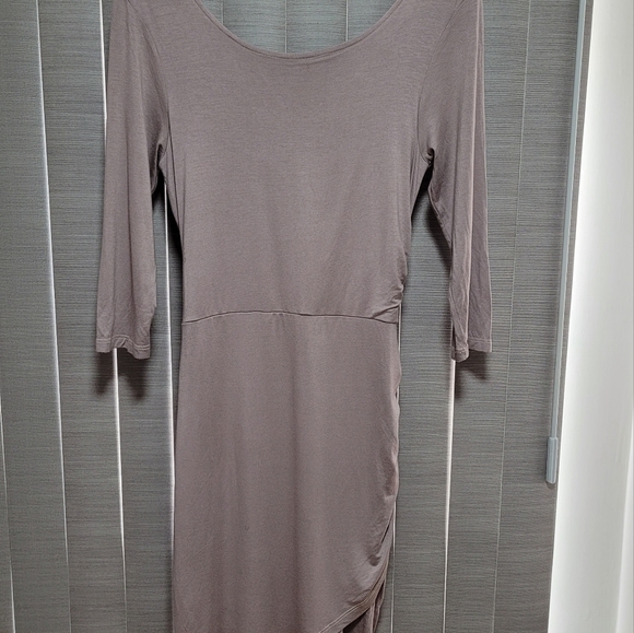 GREEN EVELOPE Ladies Dress NWT - Picture 2 of 3